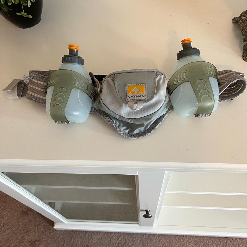 Nathans dual trail hydration belt